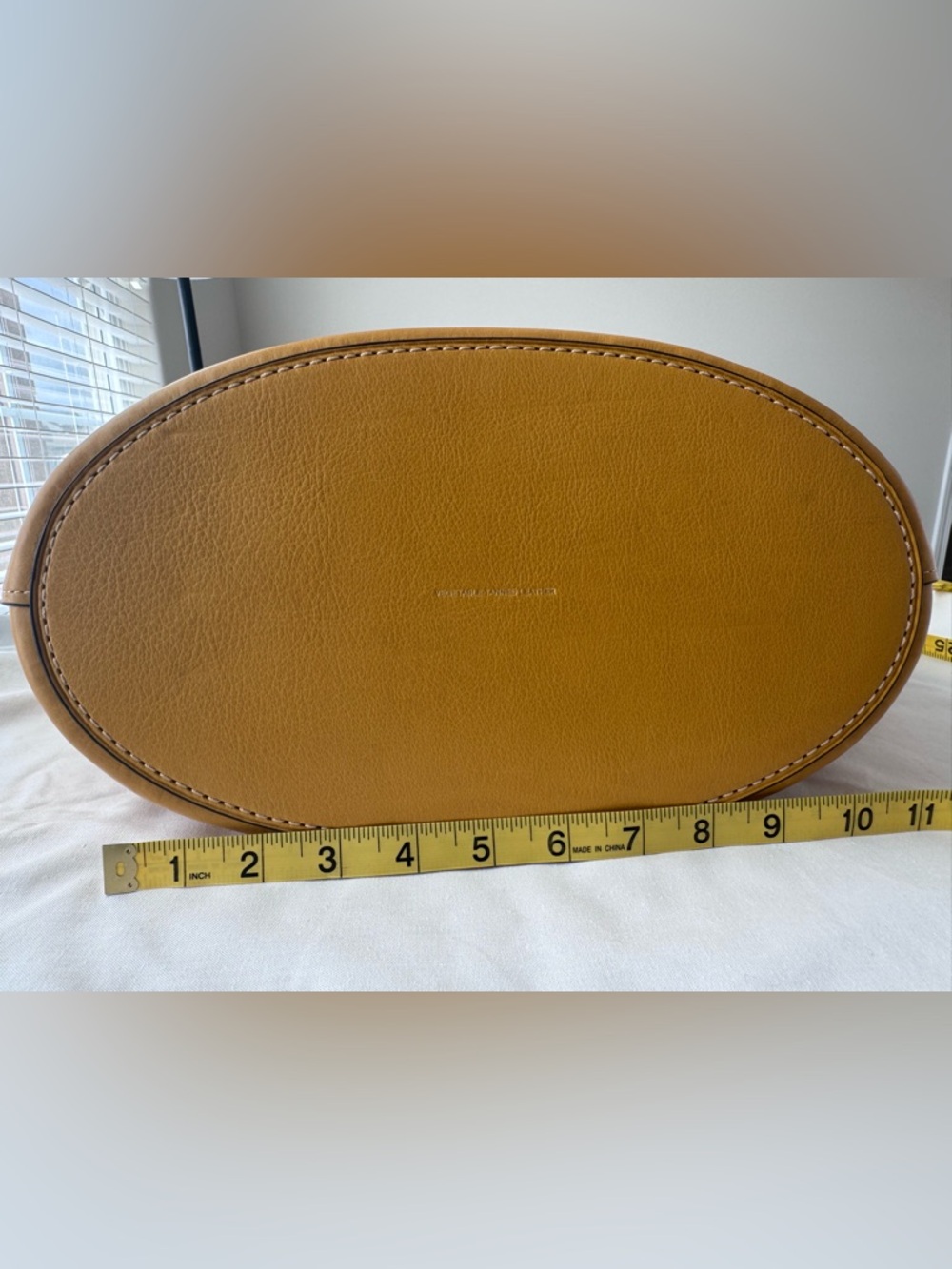 Coach Pebbled Leather Tote in Mustard Gold with two detachable shoulder straps - Picture 4 of 16